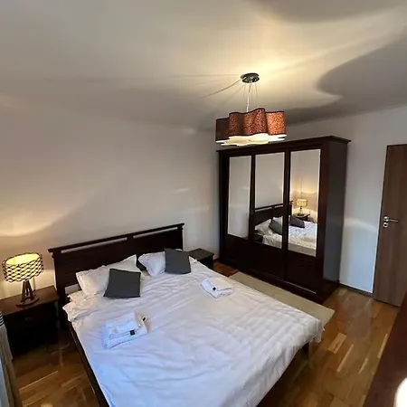 Apartment Cozy Homy Bucharest
